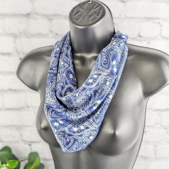 Accessories - Blue and white paisley print polyester silky scarf, head wrap, neckerchief